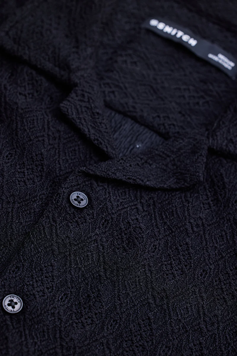 سنيتش Black Self-Design Crochet Shirt